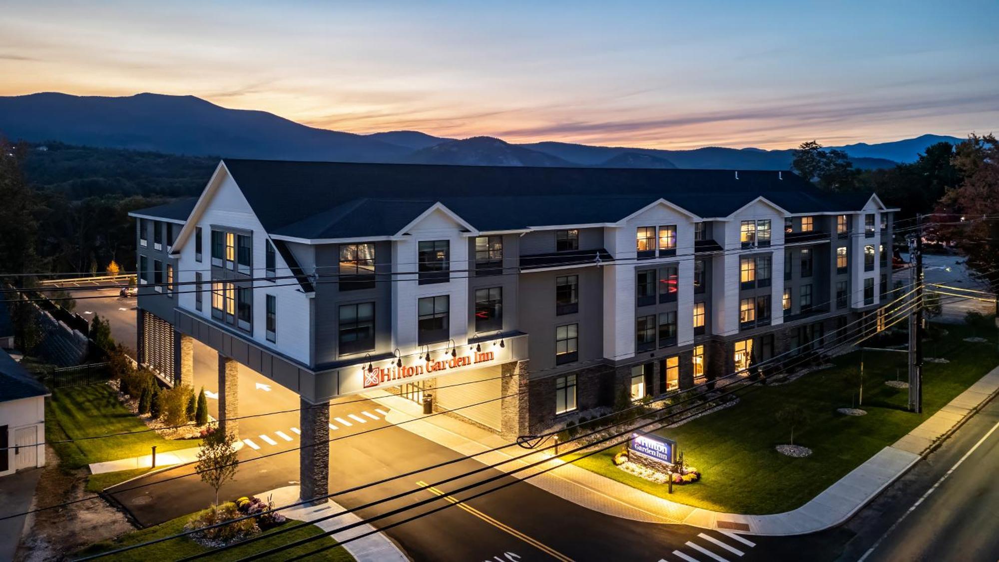 Hilton Garden Inn ノース・コンウェー エクステリア 写真